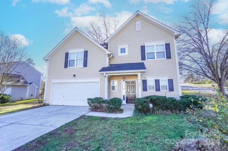 Property image 3 at 104 Hampshire Drive, Mooresville, NC 28115