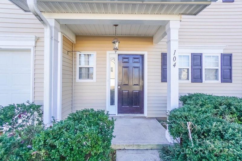 Property image 5 at 104 Hampshire Drive, Mooresville, NC 28115