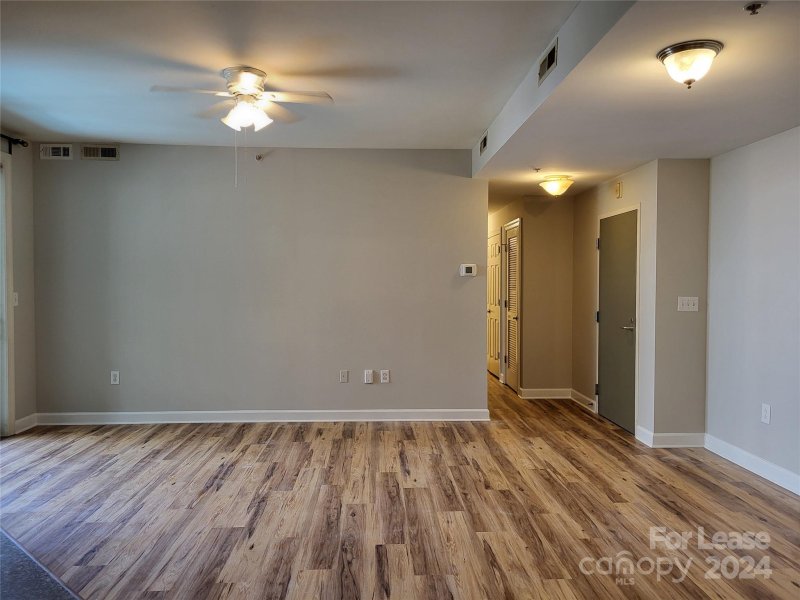 Property image 5 at 718 W Trade Street, Charlotte, NC 28202