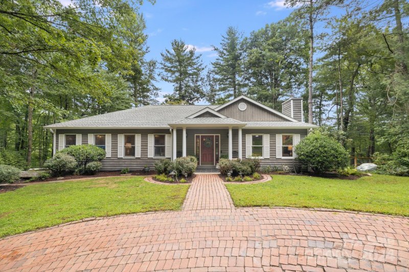 Property image 3 at 717 Zelda Court, Hendersonville, NC 28792