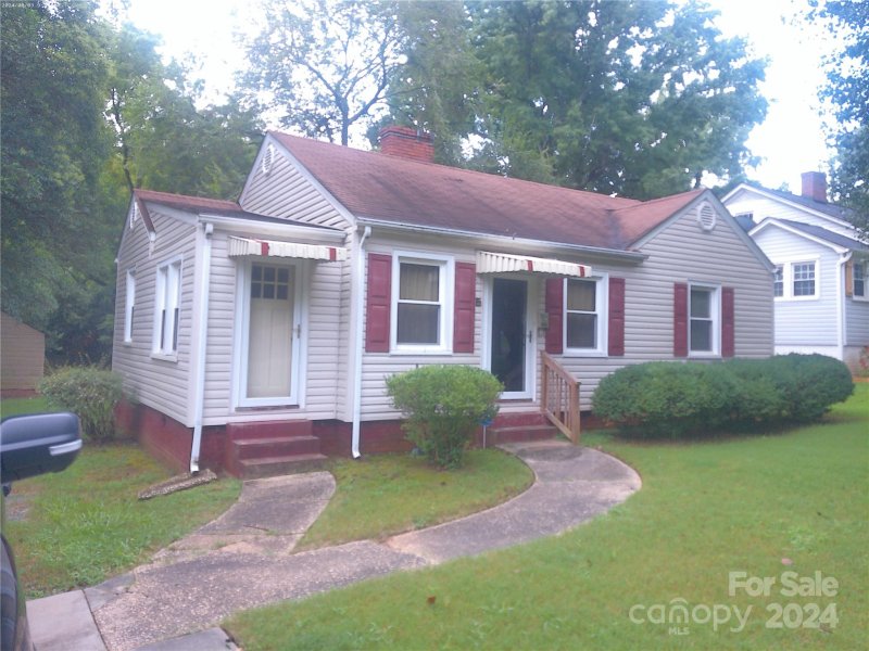 Property image 2 at 1949 Garibaldi Avenue, Charlotte, NC 28208