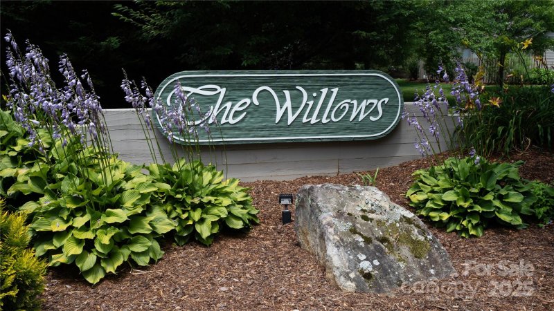 Property image 2 at 14 Tisha Lane, Hendersonville, NC 28739