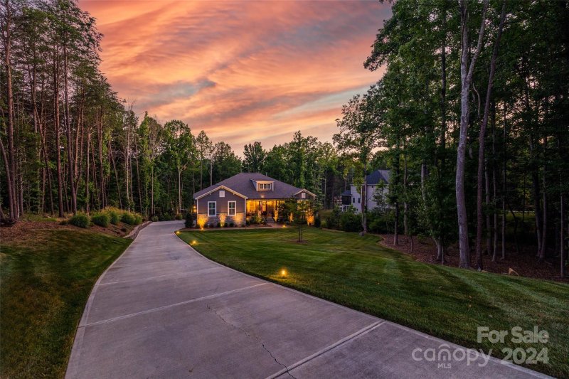 Property image 2 at 160 Palmer Marsh Place, Mooresville, NC 28117