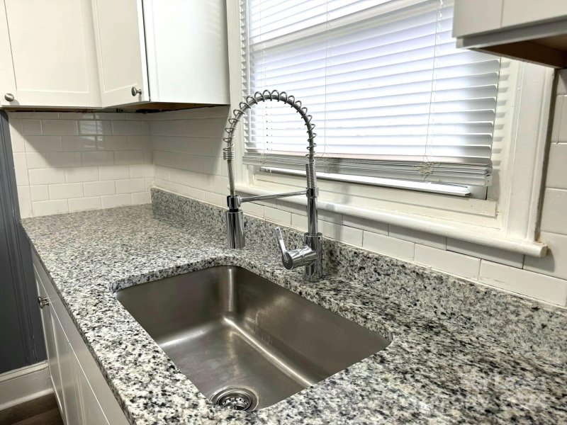 Property image 5 at 520 Porter Street, Charlotte, NC 28208