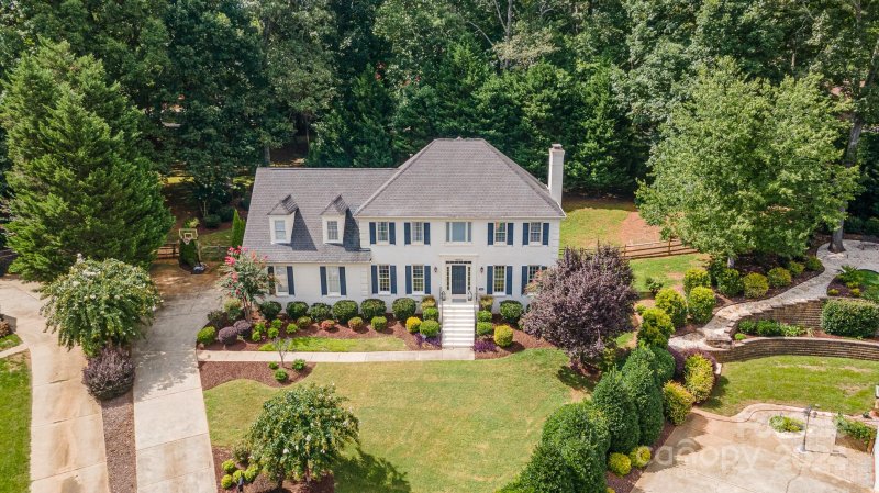 Property image 2 at 14803 Middlethorpe Lane, Huntersville, NC 28078