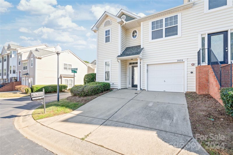 Property image 2 at 2826 Avalon Loop Road, Charlotte, NC 28269