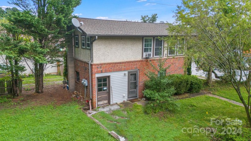 Property image 5 at 1900 1902 Arlington Place, Hendersonville, NC 28791