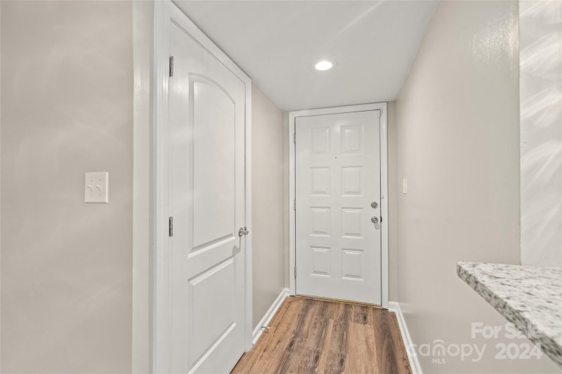 Property image 3 at 5731 Dockside Drive, Charlotte, NC 28227