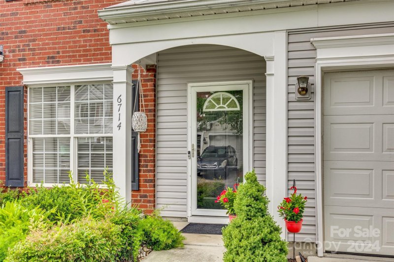 Property image 2 at 6714 Beverly Springs Drive, Charlotte, NC 28270