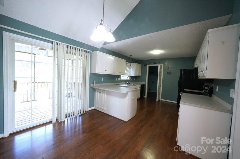 Property image 3 at 601 Edinburgh Court, Rock Hill, SC 29730