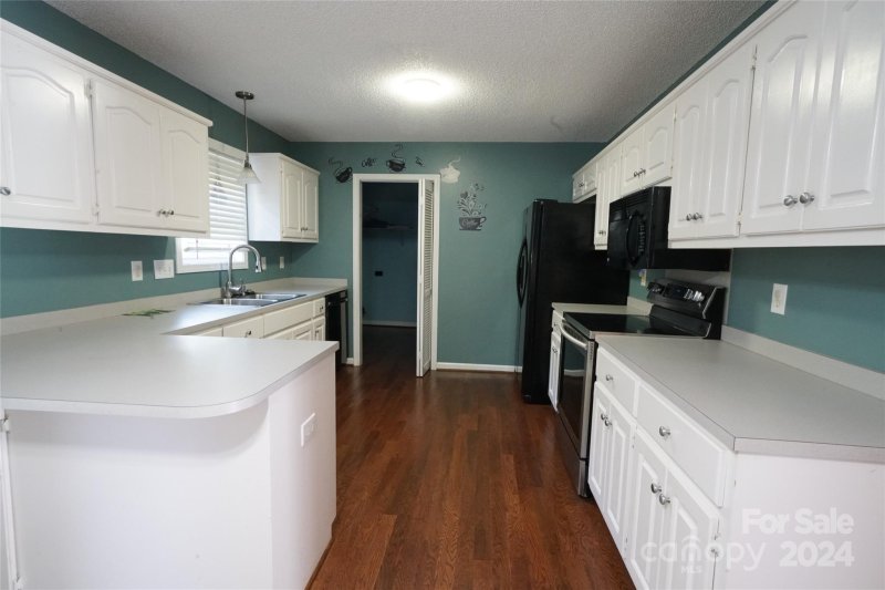 Property image 5 at 601 Edinburgh Court, Rock Hill, SC 29730