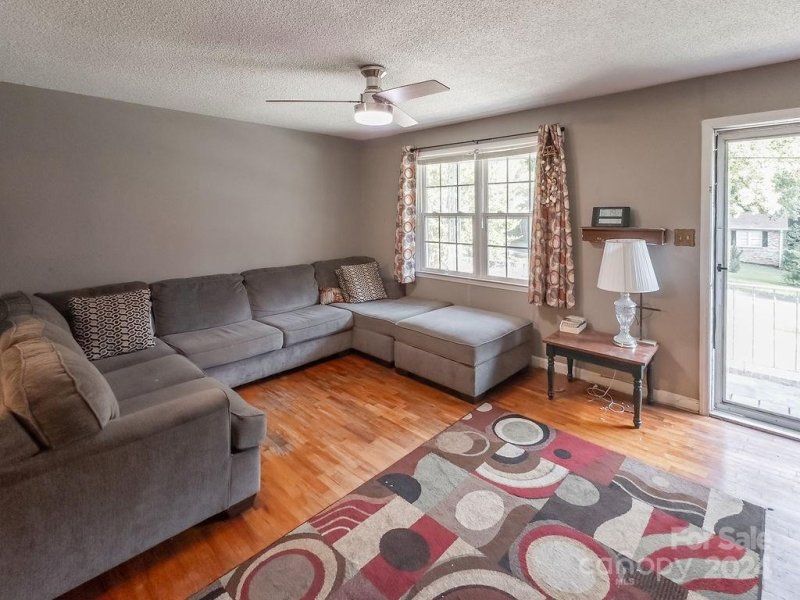 Property image 2 at 408 Witten Lane, Gastonia, NC 28052