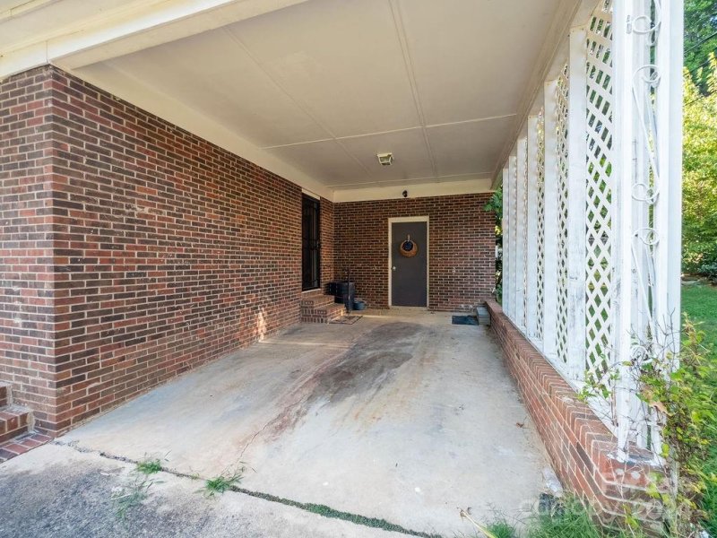 Property image 4 at 408 Witten Lane, Gastonia, NC 28052