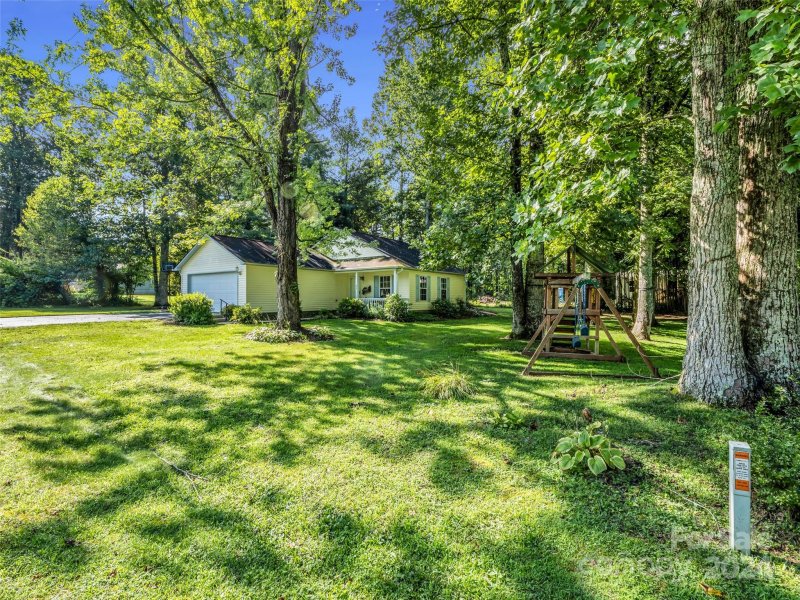 Property image 2 at 61 Simmons Drive, East Flat Rock, NC 28726