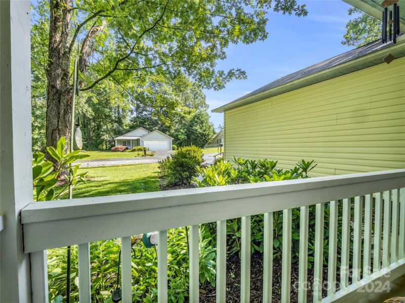 Property image 4 at 61 Simmons Drive, East Flat Rock, NC 28726