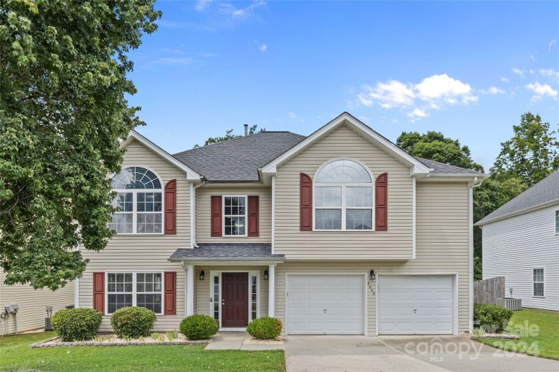 4044 Brookchase Boulevard