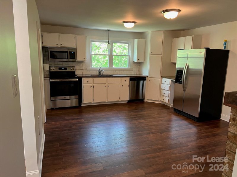 Property image 3 at 346 Nesbit Avenue, Mooresville, NC 28115