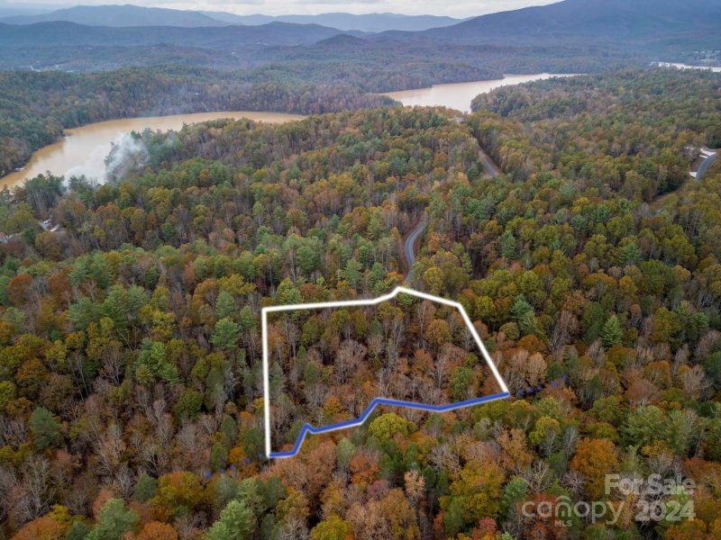 Property image 2 of 139 Larkhaven Drive in The Arbor at Lake James, Nebo, NC 28761