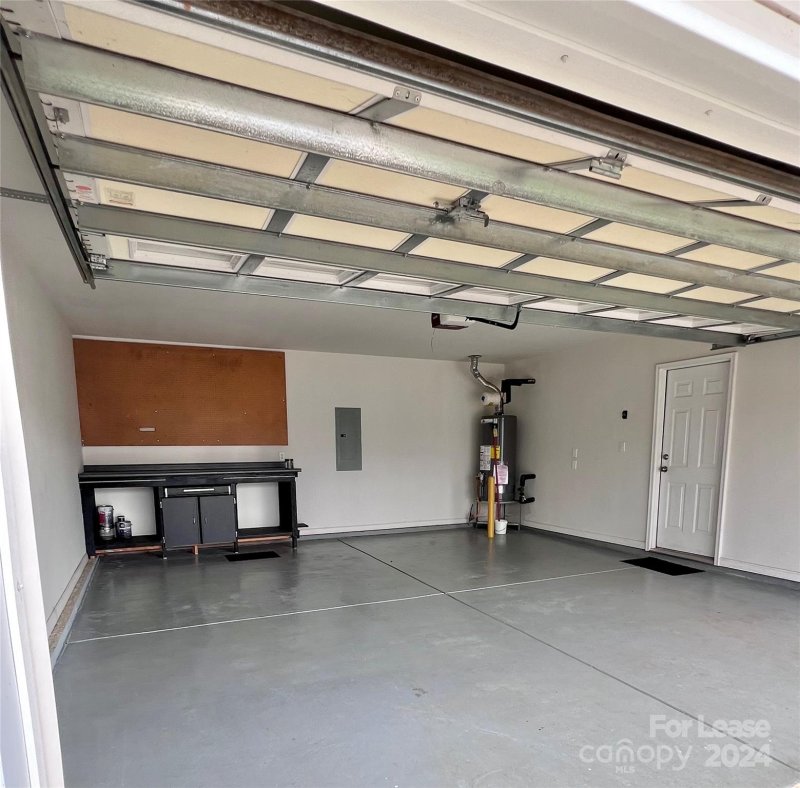 Property image 2 at 2340 Wexford Way, Statesville, NC 28625