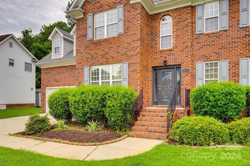 Property image 2 at 12528 Ivey Creek Drive, Charlotte, NC 28273