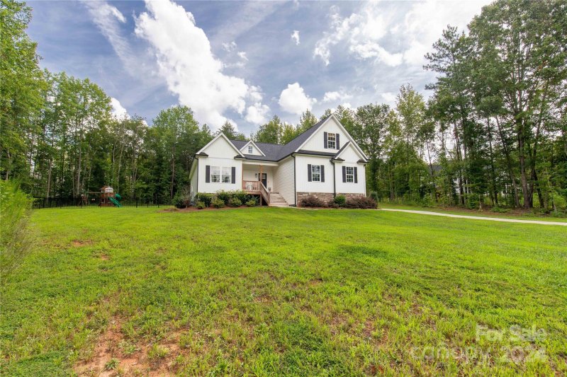 Property image 3 at 2615 Moon Creek Lane, Clover, SC 29710