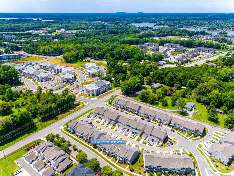 Property image 5 at 202 Waterlynn Ridge Road, Mooresville, NC 28117