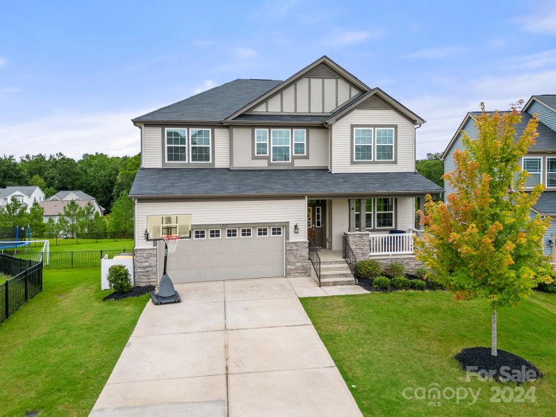 Property image 2 at 2865 Berkhamstead Circle, Concord, NC 28027