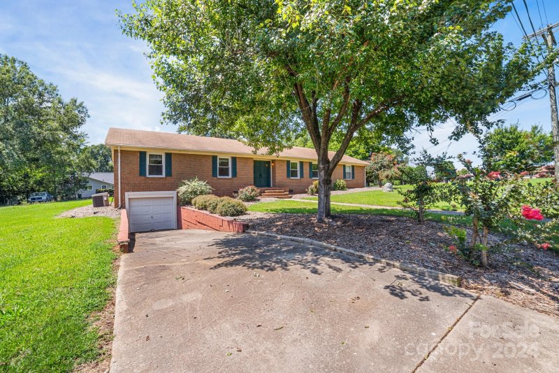 Property image 3 at 18104 Pompano Place, Cornelius, NC 28031