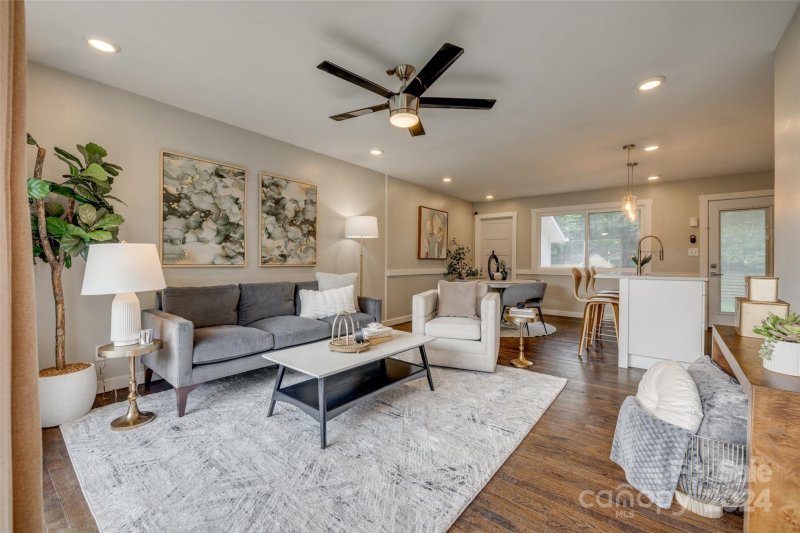 Property image 3 at 4114 Strangford Avenue, Charlotte, NC 28215