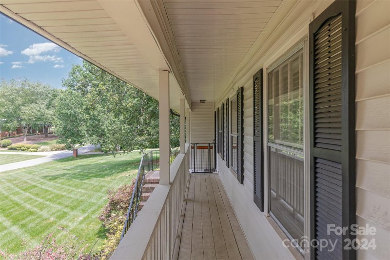 Property image 5 at 449 Kimmswick Road, Charlotte, NC 28214