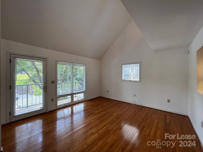 Property image 5 at 452 S Main Street, Davidson, NC 28036