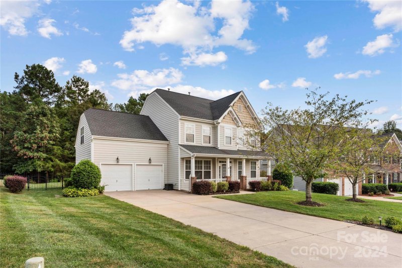 Property image 2 at 2748 Rivendale Court, Fort Mill, SC 29707
