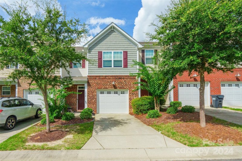 7232 Moultrie Way