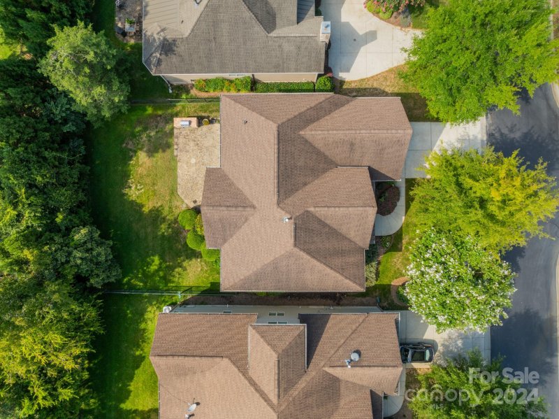 Property image 3 at 7345 Edenbridge Lane, Charlotte, NC 28226