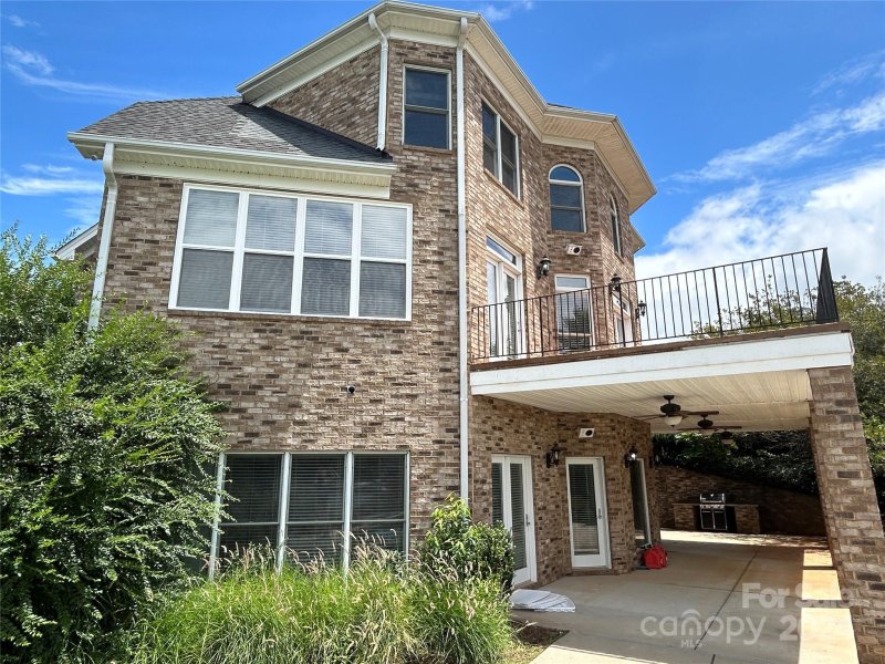 Property image 2 at 101 Donnive Drive, Mooresville, NC 28117