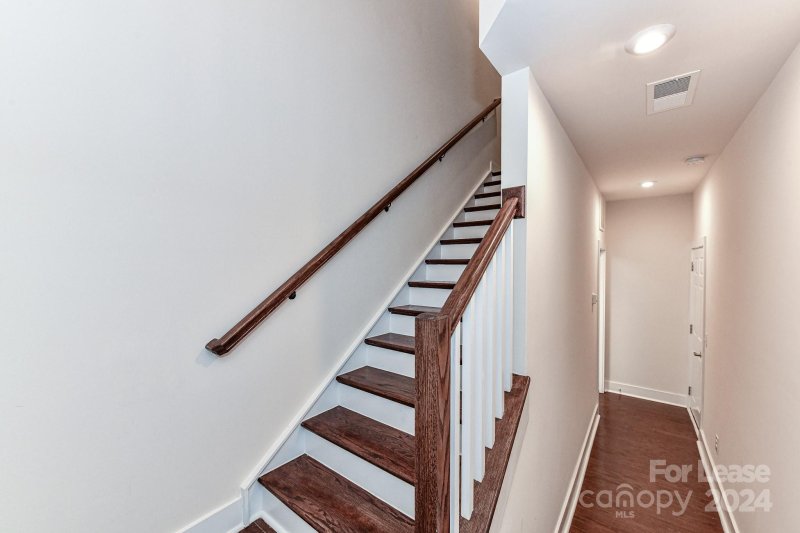 Property image 4 at 12018 Brooklyn Avenue, Charlotte, NC 28204