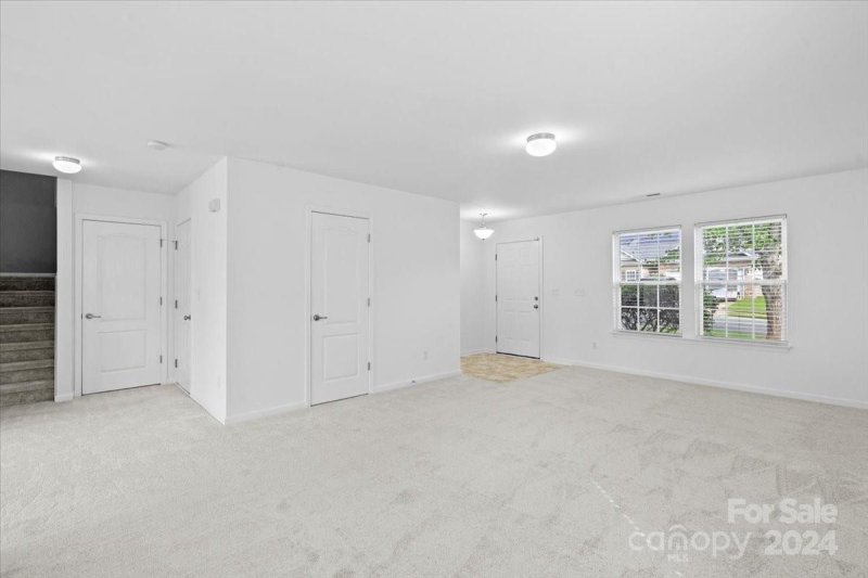 Property image 5 at 1123 Blue Topaz Drive, Dallas, NC 28034