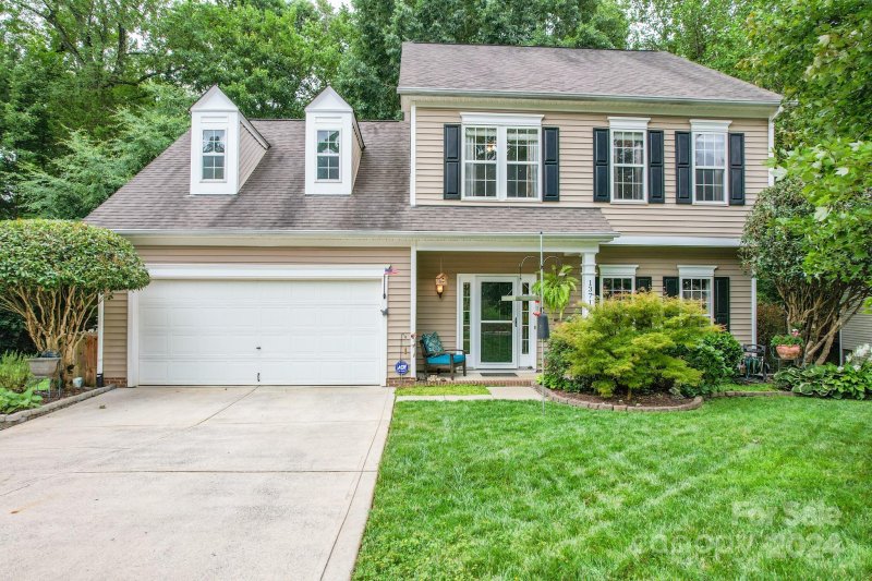 Property image 2 at 13712 Bluffton Court, Pineville, NC 28134