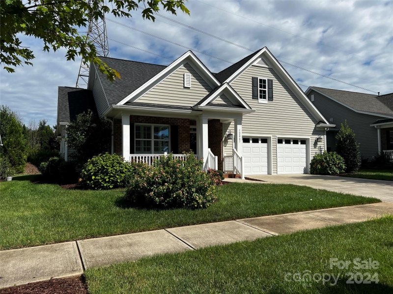 Property image 2 at 12007 Meetinghouse Drive, Cornelius, NC 28031