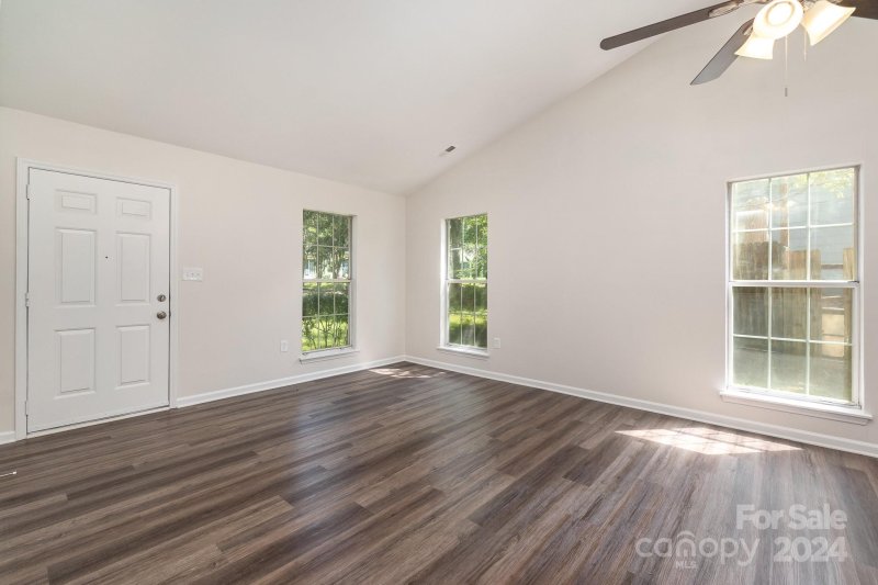 Property image 4 at 13828 Dannemara Drive, Pineville, NC 28134