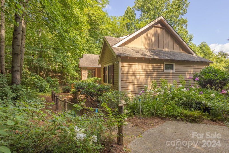 Property image 2 at 108 Mill Pond Drive, Tuckasegee, NC 28783