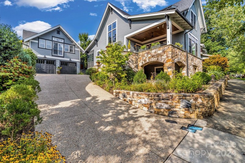 Property image 2 at 34 Wordsworth Road, Black Mountain, NC 28711