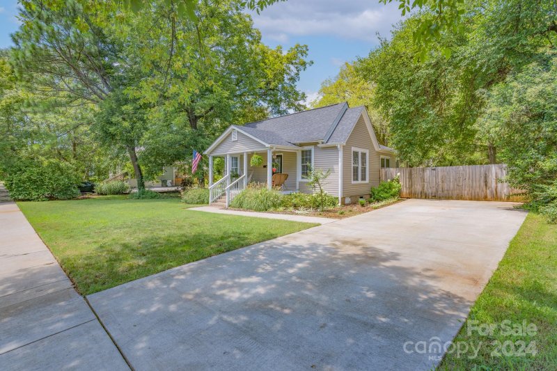 Property image 4 at 951 Edgemont Avenue, Rock Hill, SC 29730