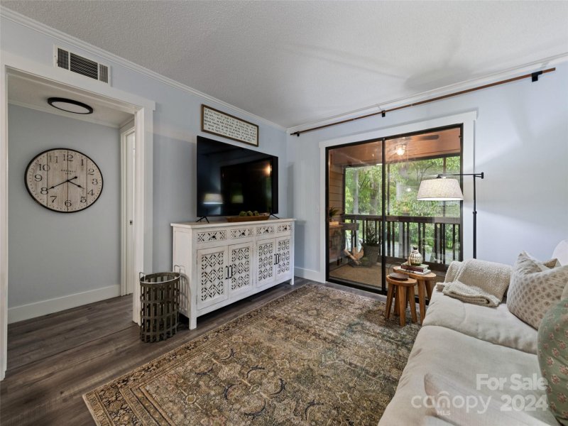 Property image 2 at 11 Lake Drive, Laurel Park, NC 28739