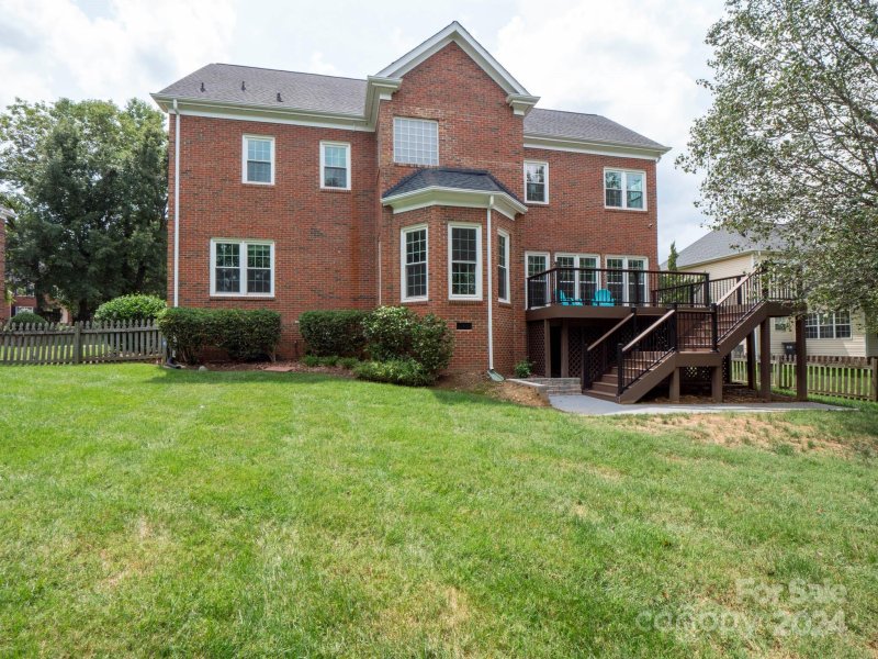 Property image 5 at 2114 Towton Court, Charlotte, NC 28262