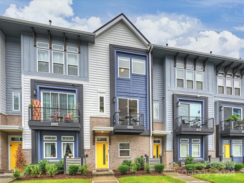 Property image 2 at 2120 Electric Lane, Charlotte, NC 28205