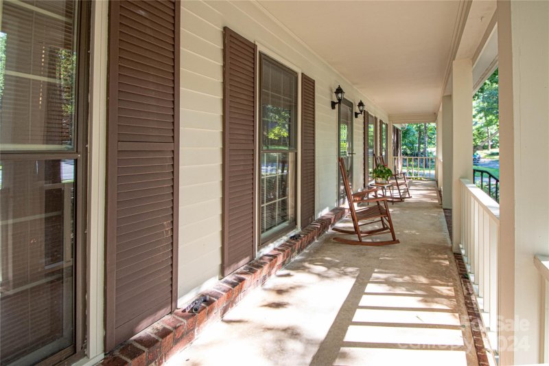 Property image 3 at 807 Black Oak Drive, Matthews, NC 28105