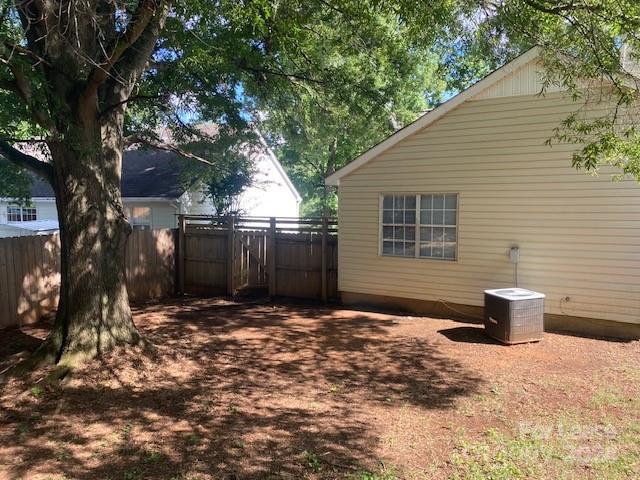 Property image 4 at 8015 Sherington Way, Charlotte, NC 28227