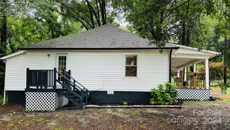 Property image 2 at 1407 W Mauney Avenue, Gastonia, NC 28052