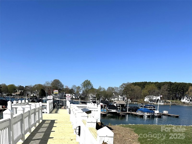 Property image 2 at 18726 Nautical Drive, Cornelius, NC 28031